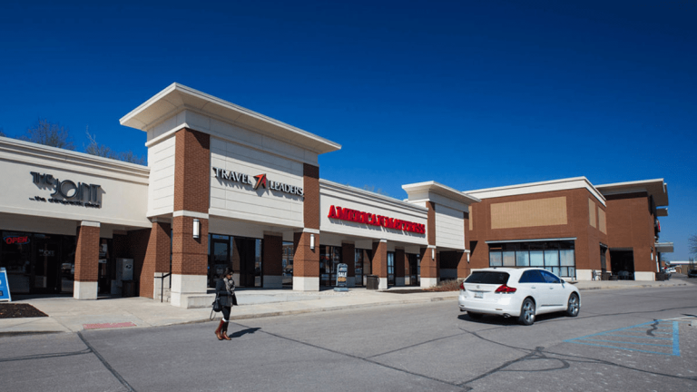 Centre-Retail-Center-Slider-1