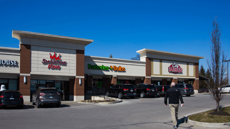 Centre-Retail-Center-Slider-5